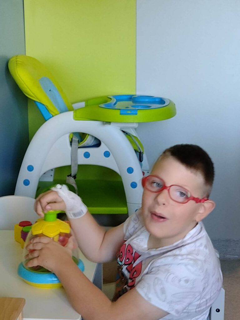 Ruszyła zbiórka charytatywna dla siedmioletniego Jakuba Warzechy z Katowic