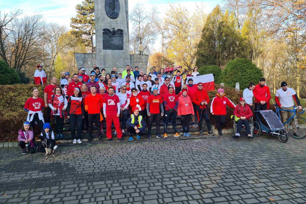W Parku Kościuszki świętowano na sportowo 104 rocznicę odzyskania niepodległości.